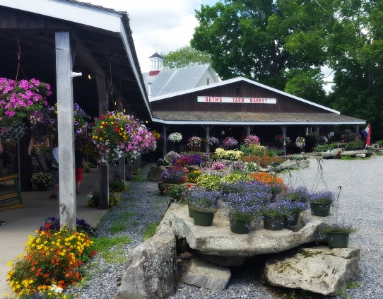 Vacation in Maine like a local - Beth's Farm Market